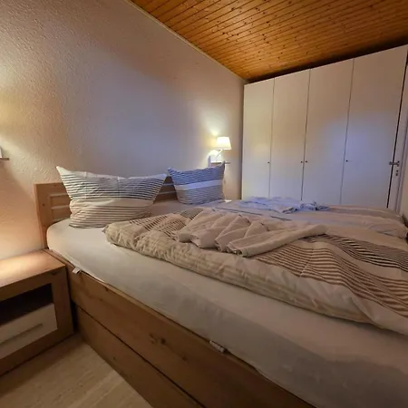 Gezeitenhaus - Strandlaeufer Bensersiel